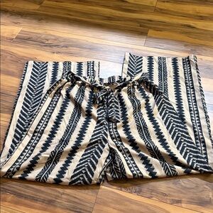 SHEIN Black and Tan Patterned Pants